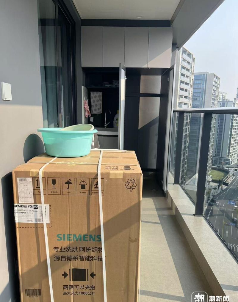 又有人踩坑！定制的阳台柜放不进洗衣机，“记者帮”介入双方达成一致 - 家居知识