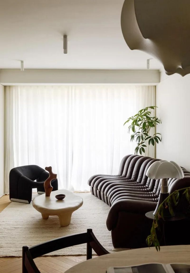 120m²极简法式,复古情调与现代审美的完美融合 谁说法式不适合普通人家!120m²极简法式,复古情调和现代审美 - 家居知识