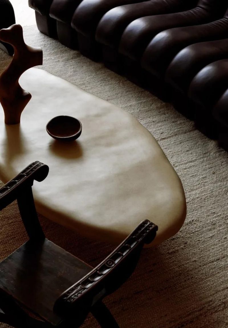 120m²极简法式,复古情调与现代审美的完美融合 谁说法式不适合普通人家!120m²极简法式,复古情调和现代审美 - 家居知识