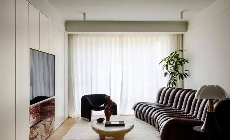 120m²极简法式,复古情调与现代审美的完美融合 谁说法式不适合普通人家!120m²极简法式,复古情调和现代审美 - 家居知识