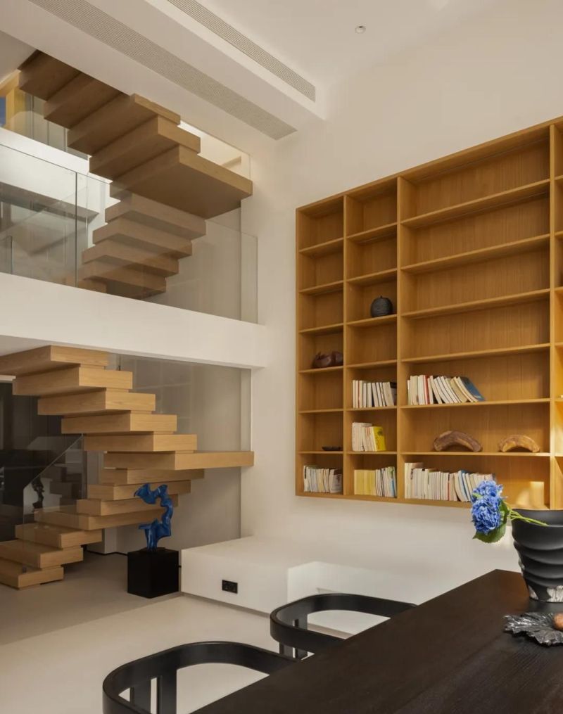 私宅设计：原木基调，让阳光在木纹里“慢下来” - 家居知识