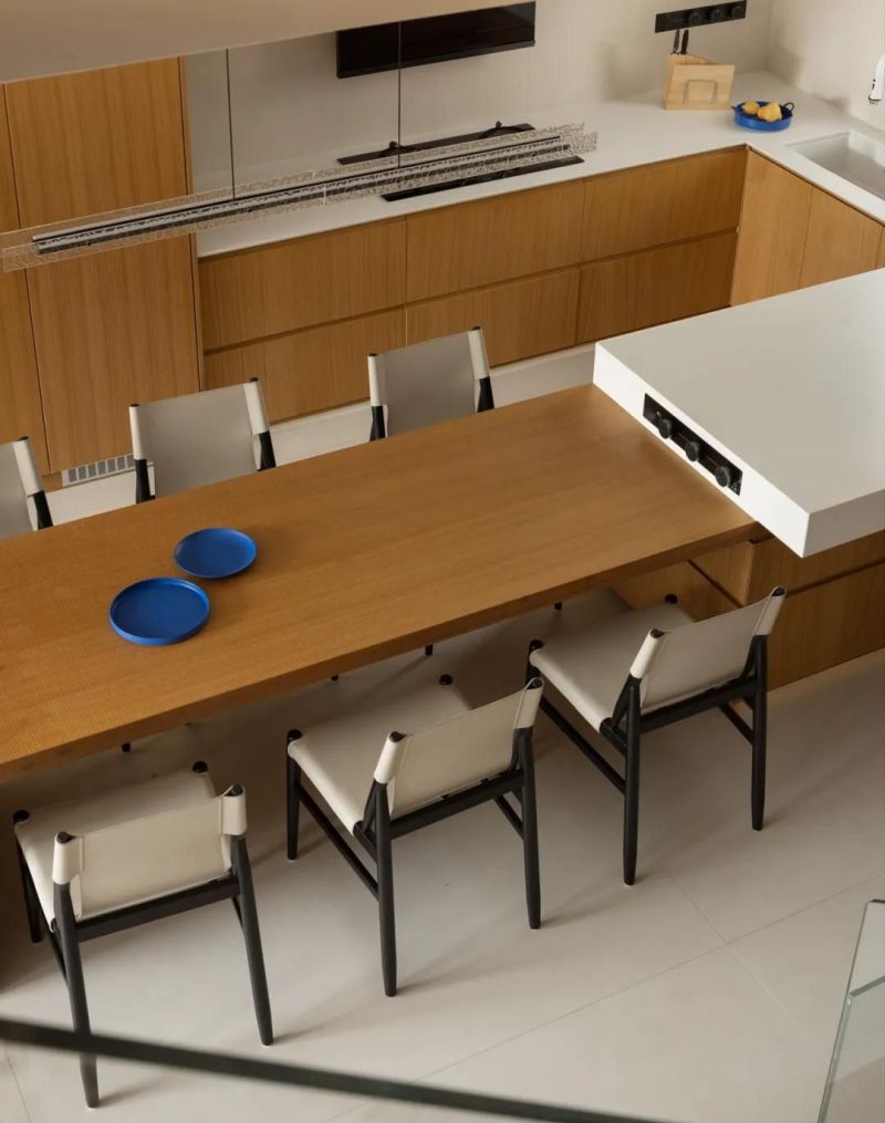 私宅设计：原木基调，让阳光在木纹里“慢下来” - 家居知识