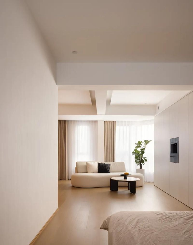 私宅设计：原木基调，让阳光在木纹里“慢下来” - 家居知识