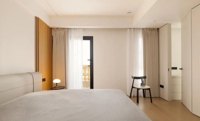 私宅设计：原木基调，让阳光在木纹里“慢下来” - 家居知识