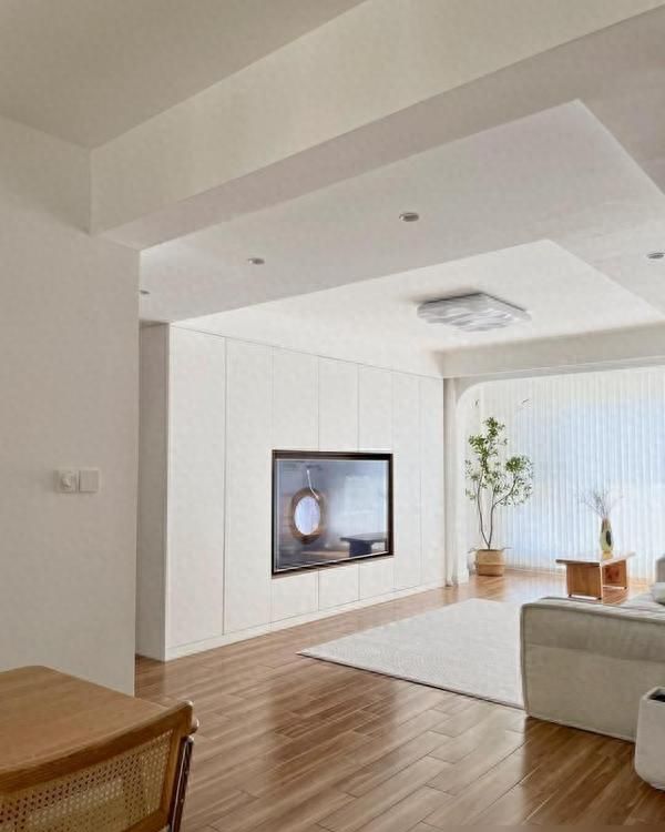 河南一户人家客厅设计惊艳，电视柜布局堪称教科书级别