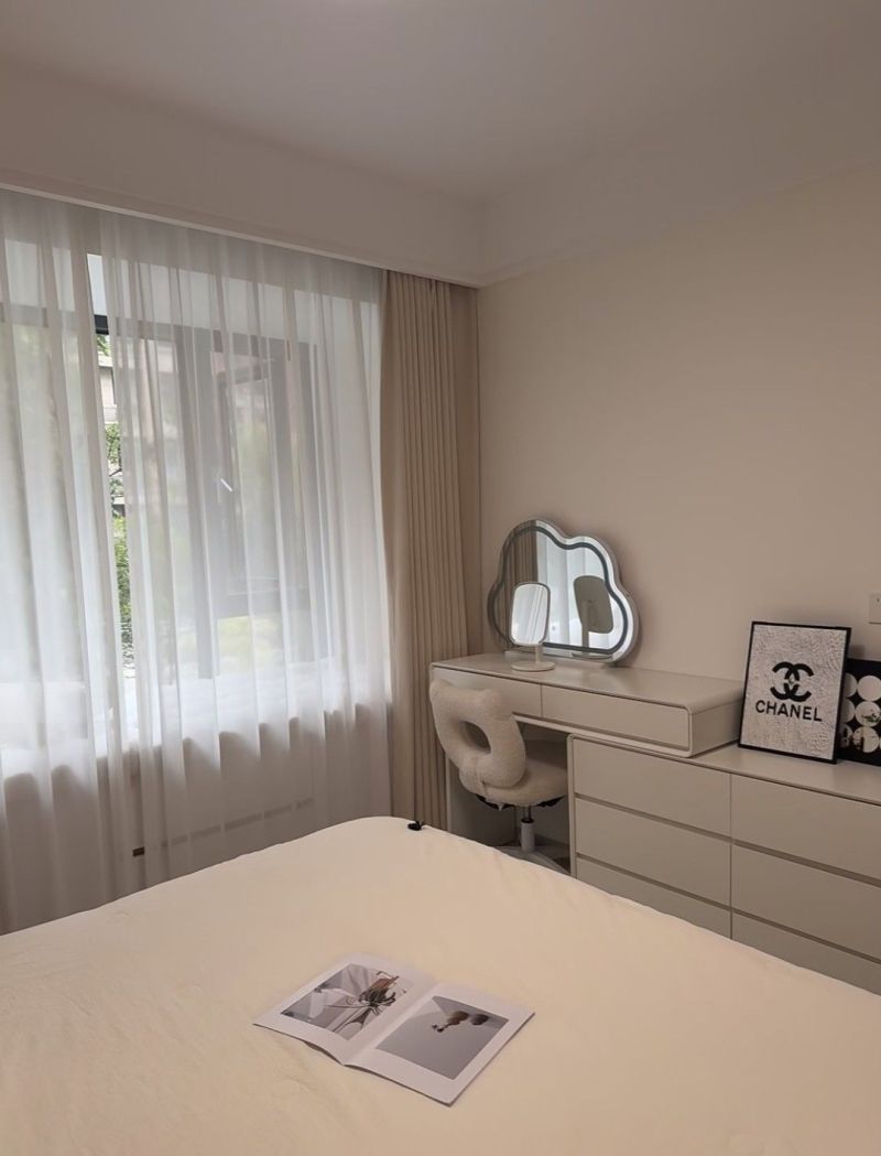 安徽女生坚持极简风,高级松弛感引热议 安徽一女生,不顾家人反对,坚持"极简风",把高级松弛感玩明白了 - 家居知识