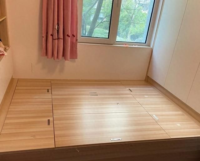 为何越来越多人小卧室做新式榻榻米？看了邻居家，后悔装早了 - 家居知识