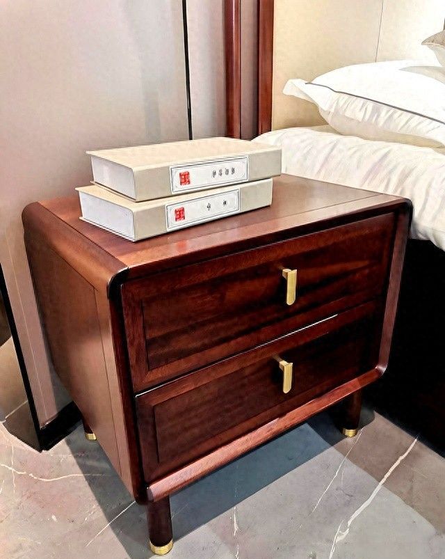 年轻人为何抛弃床头柜？这些新潮设计更实用！