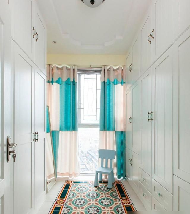 可以改成衣帽间的空间有很多，主卧卫生间，是效果最差的一个 - 家居知识