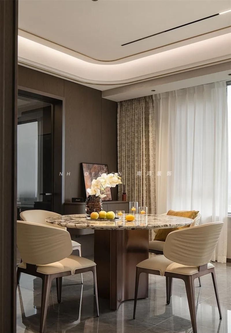 168㎡意式轻奢：用光影雕刻空间的维度 - 家居知识