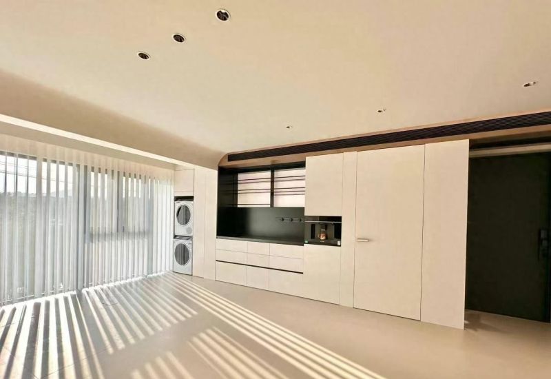 年轻夫妻打造现代风新家，材质选择胜过风格追求