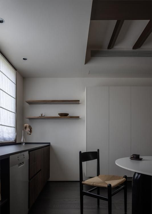 40岁大姐的侘寂中式风,全屋清静安宁,治愈人心 40岁大姐偏爱侘寂风,再加入中式元素后,全屋清静安宁,太治愈了 - 家居知识