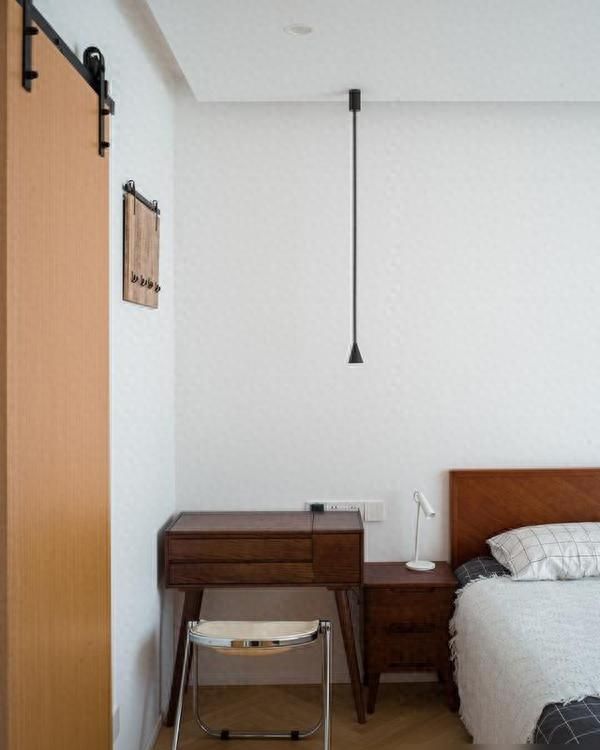 成都一户人家简洁有格调的装修分享 看到成都一户人家的装修,那叫一个简洁有格调,分享给大家瞧瞧 - 家居知识