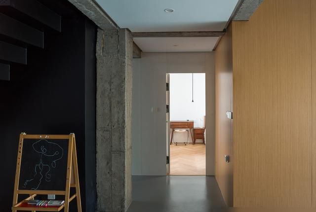 成都一户人家简洁有格调的装修分享 看到成都一户人家的装修,那叫一个简洁有格调,分享给大家瞧瞧 - 家居知识