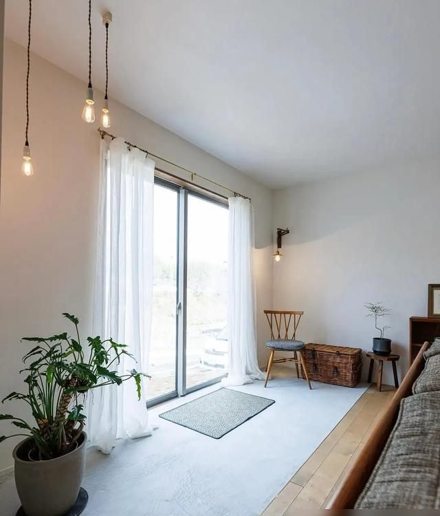 日本一33岁太太，因太会布置而走红，全屋简单清爽，治愈超多人！ - 家居知识