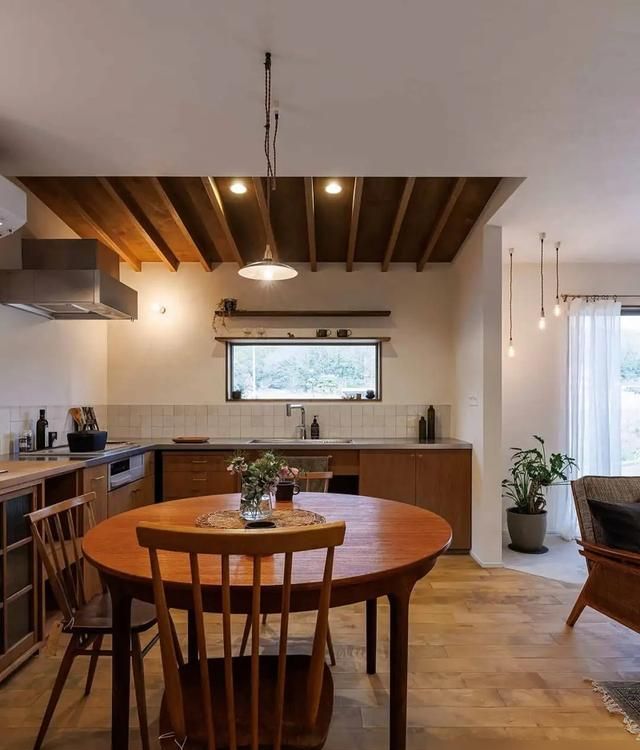 日本一33岁太太，因太会布置而走红，全屋简单清爽，治愈超多人！ - 家居知识