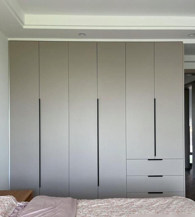 定制衣柜，选颗粒板还是密度板？二者对比分析后就明白了 - 家居知识