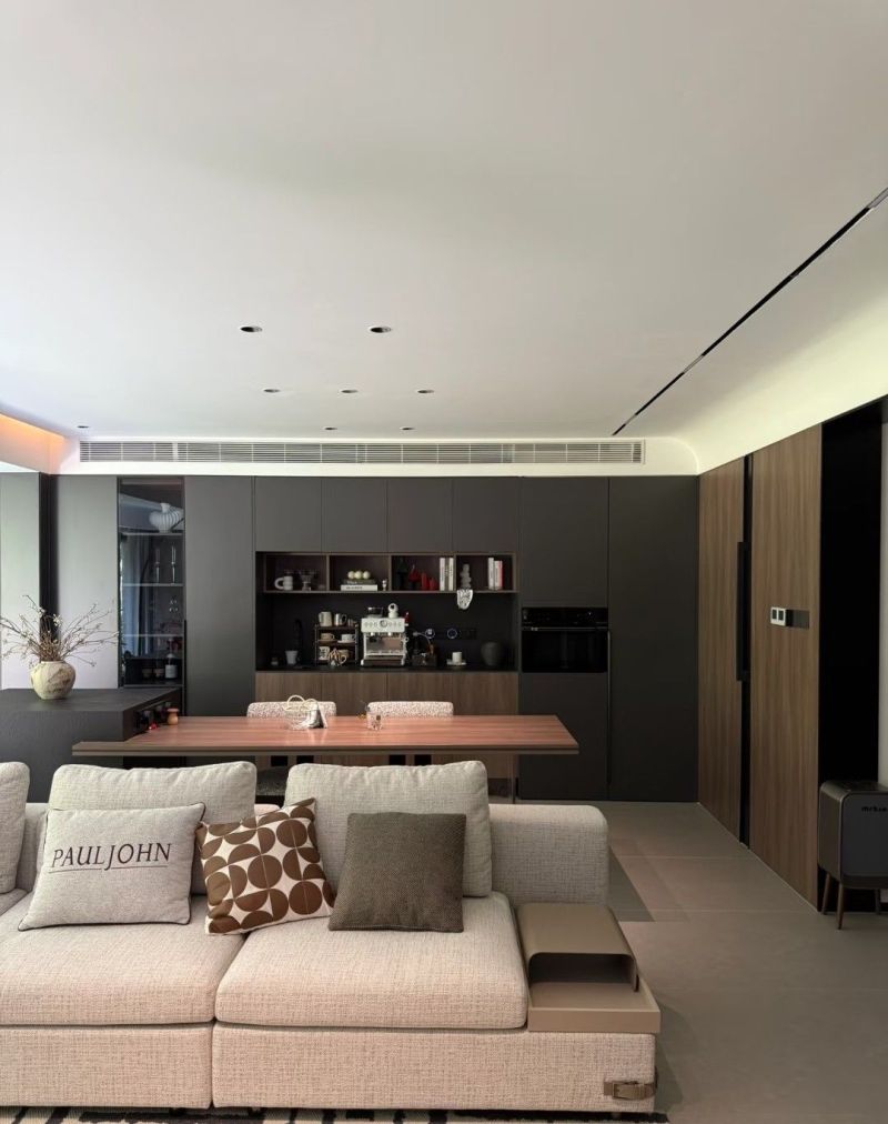 不装了，大横厅这样设计真的巨高级！意式极简风真的越住越耐看！ - 家居知识