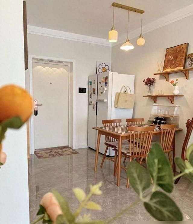 河南一夫妻，拒绝过度装修，全屋那叫一个极简，这才是心动的感觉 - 家居知识