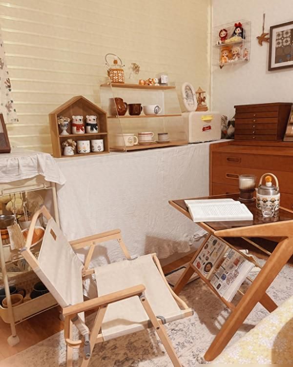 江苏女子35㎡原木风新家走红,温馨治愈引网友心动 江苏女主晒出35㎡的新家走红:原木风设计温馨又治愈,令人心动! - 家居知识