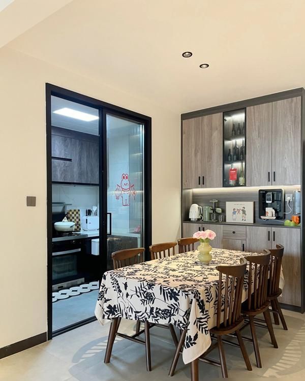 湖南女主晒出146㎡新家，布置得太简单而走红，极简风简洁又耐看 - 家居知识