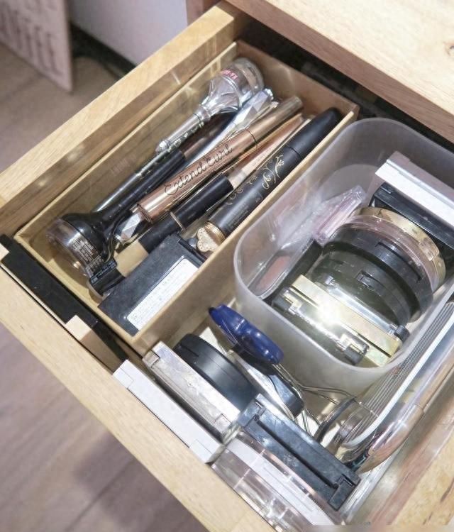 50㎡出租屋巧变北欧乡村风,惊艳改造只需这几招! 她靠几招改造50㎡出租屋,变身北欧乡村风,令人惊艳! - 家居知识