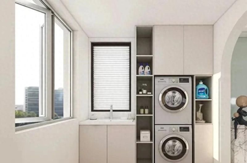 封窗阳台柜设计，实用又美观的改造方案