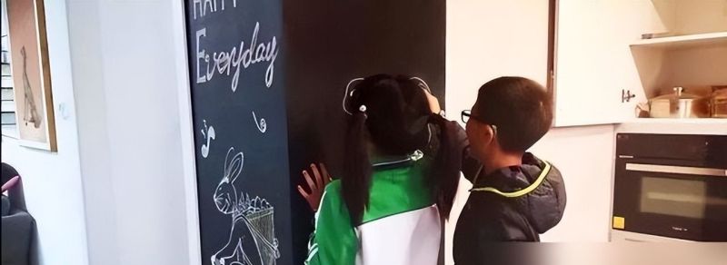 云南一户人家，因极简装修而走红，屋内铺满木板，一进门就被治愈 - 家居知识