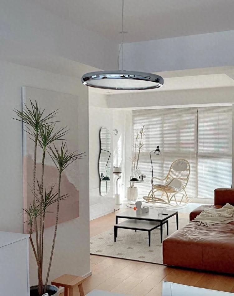 100㎡极简风装修攻略，3招让空间显大又明亮