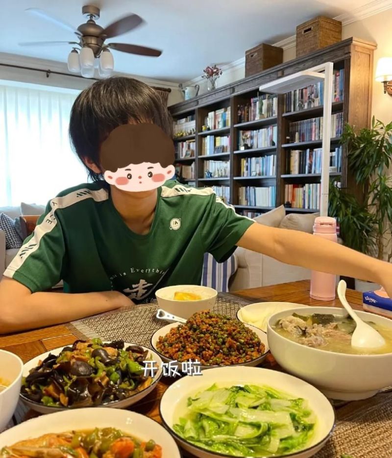 北京90㎡美式复古家,中年女主的装修实力惊艳三口之家 这就是中年女人装修的实力吧!北京一家三口住90㎡的美式复古家 - 家居知识