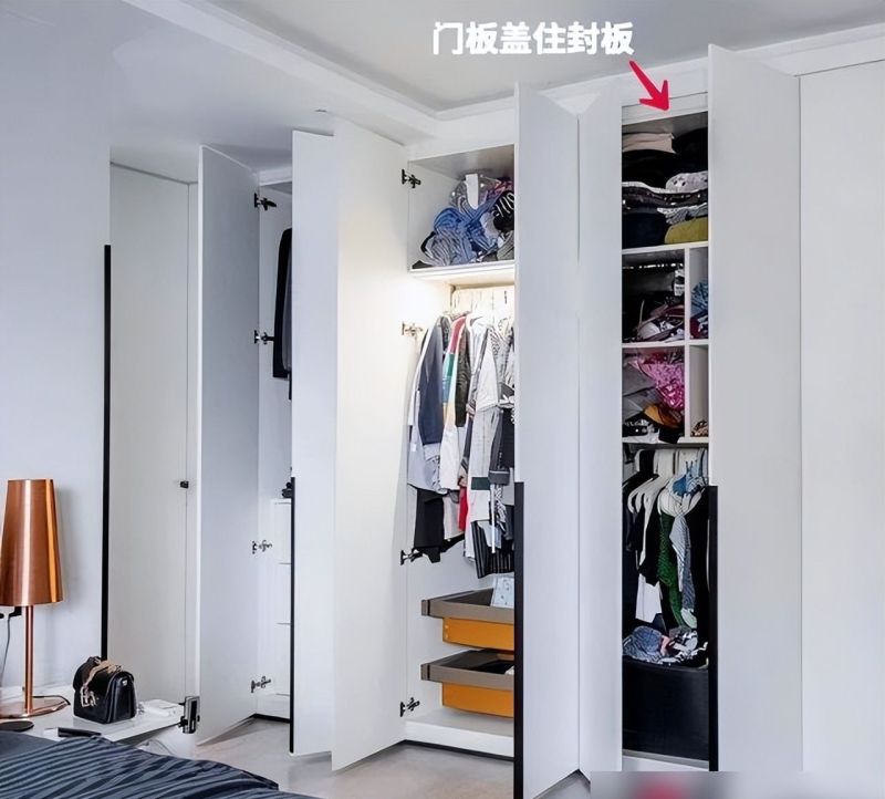 想要一门到顶的极简衣柜？看完这些细节，让你家全屋定制不翻车 - 家居知识