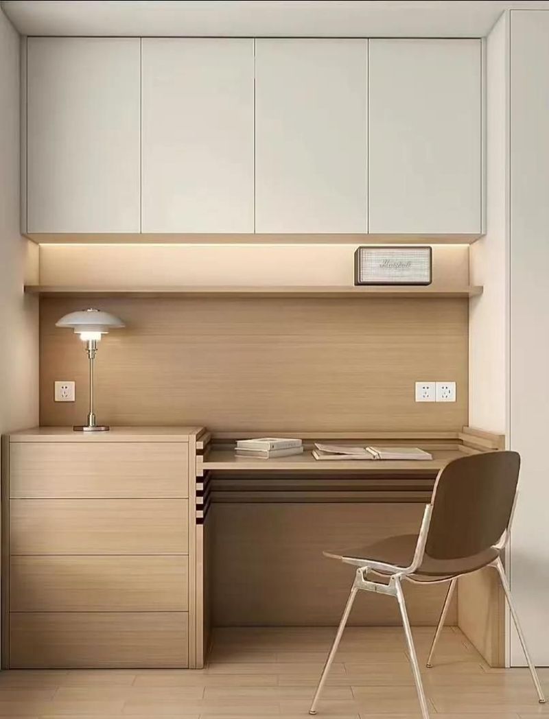 告别千篇一律!全屋定制书桌打造专属灵感空间 【全屋定制书桌】告别千篇一律!打造你的专属灵感空间 - 家居知识