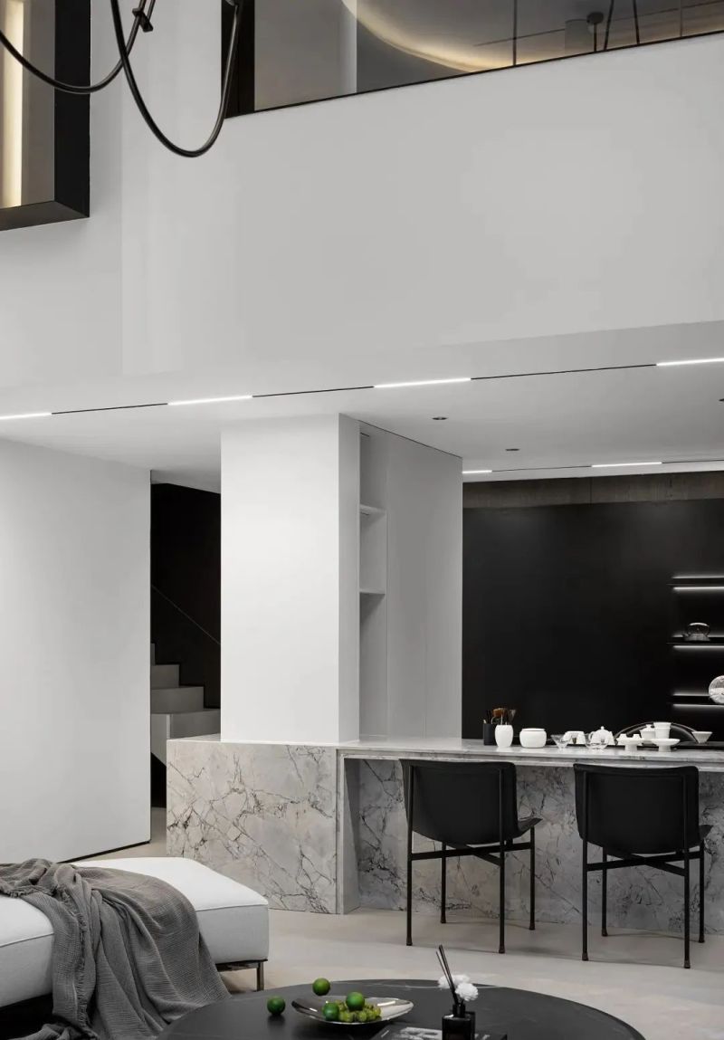 精品案例分享 | 意式极简之家，素美高级感的融合与平衡 - 家居知识