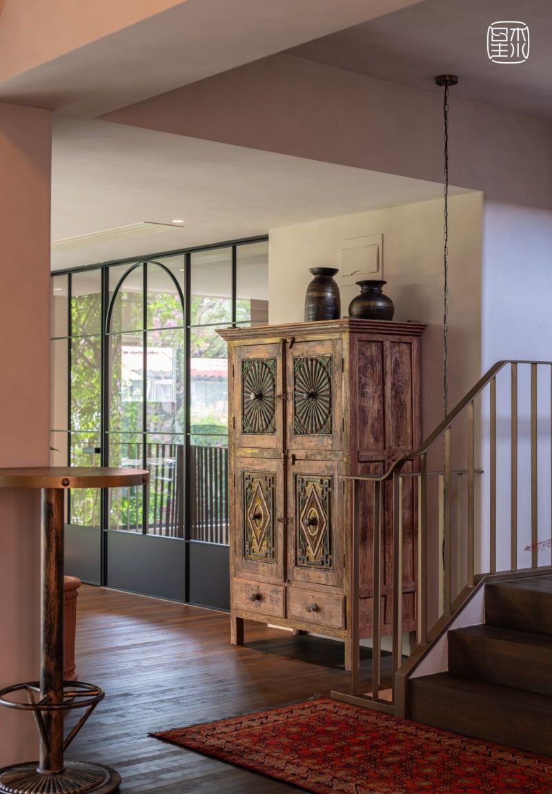 当风格让位于生活：上海跨国夫妻500㎡随性混搭之家 - 家居知识