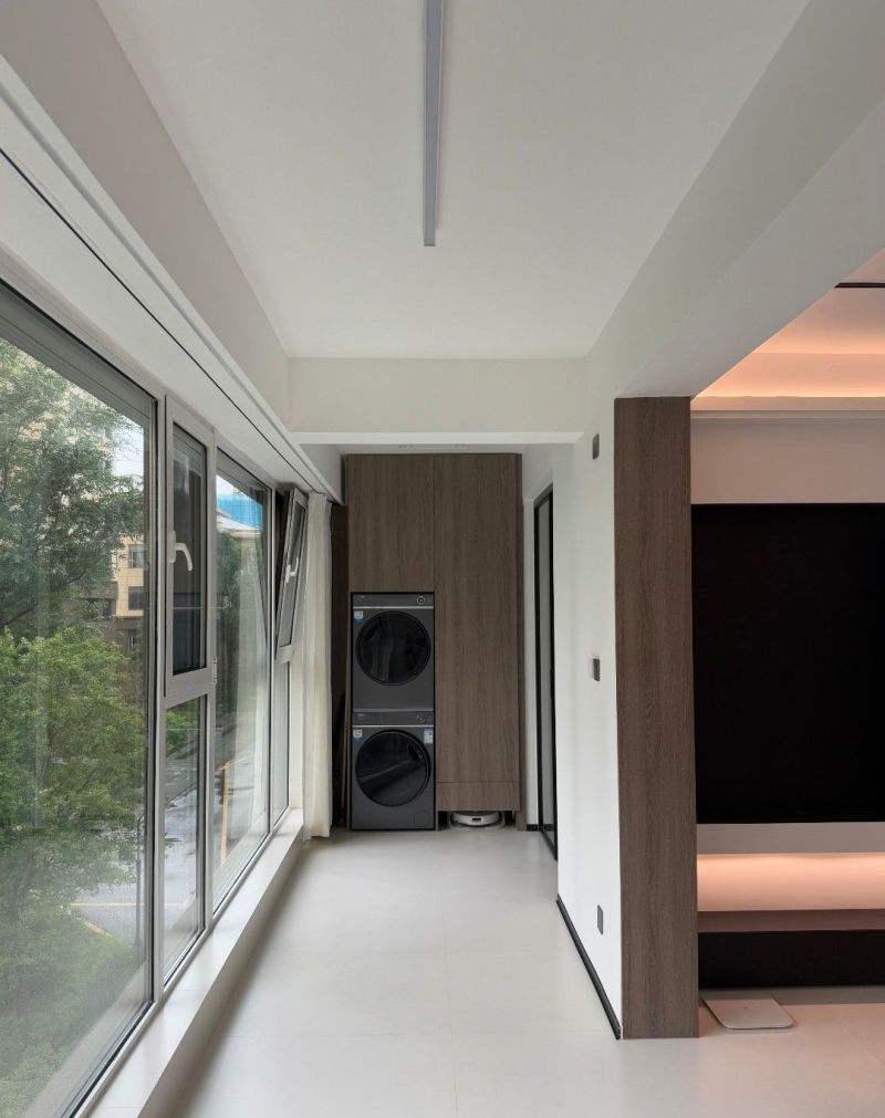 不顾反对装意式极简,完工后高级感拉满,邻居直呼惊艳! 不顾家人反对,坚持装"意式极简",最后效果反而高级又温馨,晒晒 - 家居知识