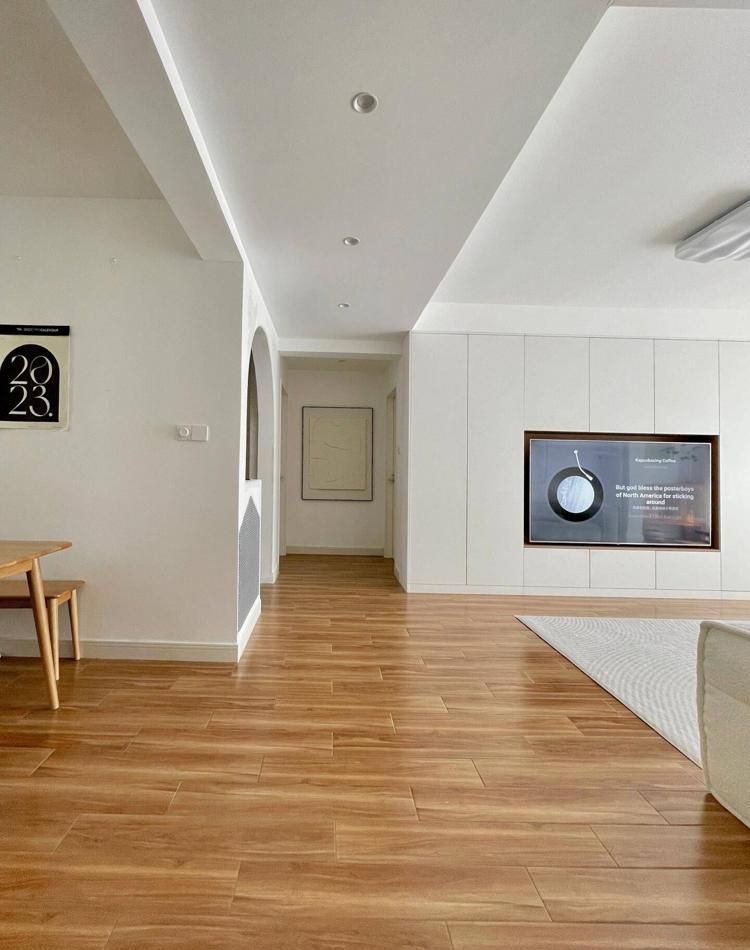 河南一人家客厅设计惊艳,电视柜布局堪称教科书级别 河南发现一户人家,光一个客厅那么高级,把电视柜做的堪比教科书 - 家居知识