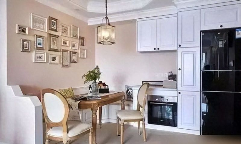 大姨家美式风格新房,玄关虽小却实用又美观 大姨家的新房装成了美式风格,玄关不大,却实用又好看! - 家居知识