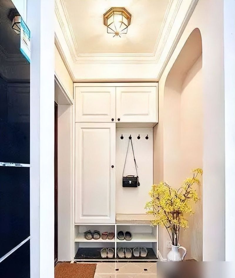 大姨家美式风格新房,玄关虽小却实用又美观 大姨家的新房装成了美式风格,玄关不大,却实用又好看! - 家居知识