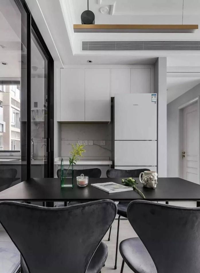 125㎡简约美式风新房，全屋高级灰打造，大气简约，太喜欢了 - 家居知识