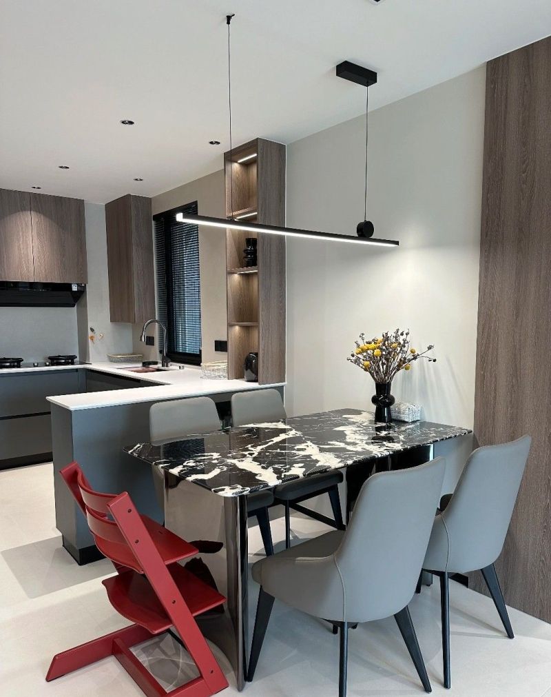 不顾父母反对，坚持装意式极简！却把80㎡的小户型变成了大平层？ - 家居知识