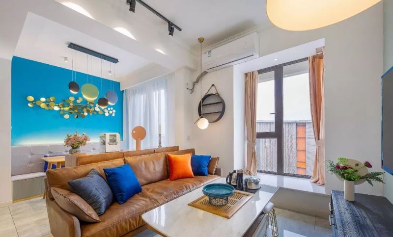 89㎡现代美式：拆墙扩容 + 金属撞色，装出业主心仪的浓郁质感家 - 家居知识