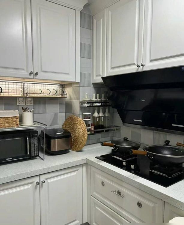 32岁女子独居122㎡美式复古家,温馨装修引网友羡慕 四川一32岁女子独居122㎡的家,美式风格装修,温馨复古,好羡慕 - 家居知识