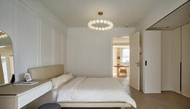 160㎡顶楼跃层，侘寂风与轻法式碰撞的自然美学