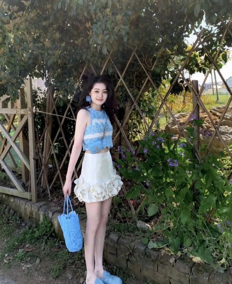 风格碰撞的混搭魔法，每一套混搭都在演绎独属于自己的时尚态度。 - 家居知识