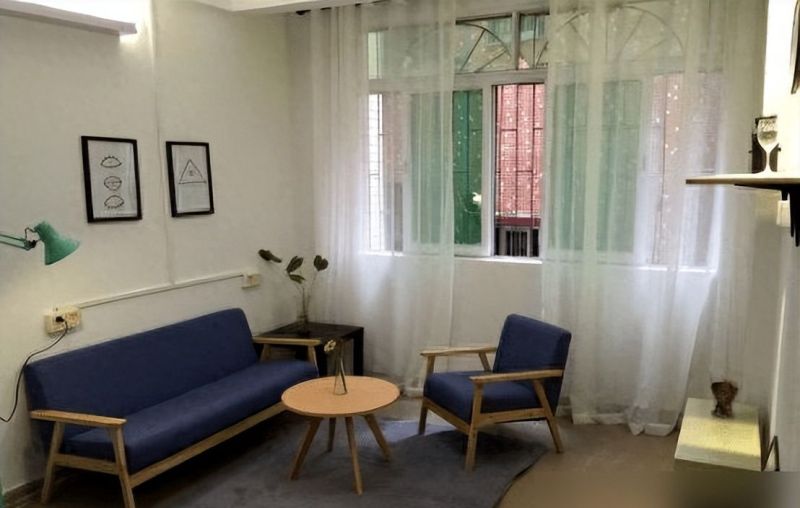 旧房改造小两居室，刷了大白墙，简单的北欧风也可以这么温馨 - 家居知识