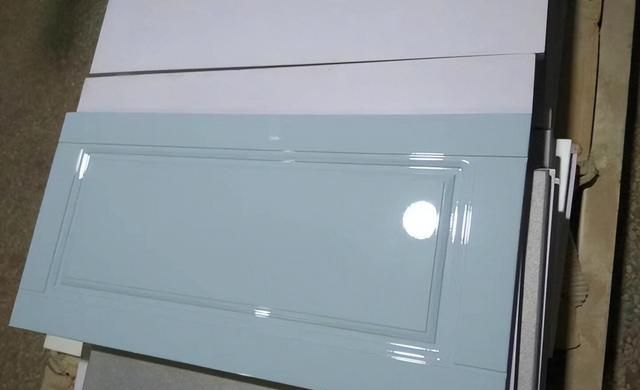 定制橱柜选购指南,掌握6大要点避免踩坑 定制橱柜怎么选?6大要点要牢记,早点知道不吃亏 - 家居知识