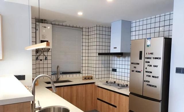 定制橱柜选购指南,掌握这6大要点,避免踩坑! 定制橱柜怎么选?6大要点要牢记,早点知道不吃亏 - 家居知识