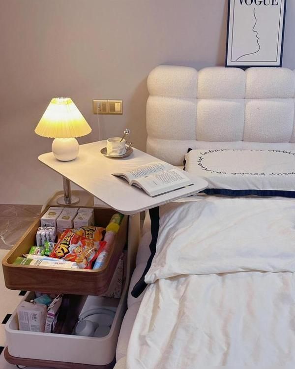 年轻人抛弃传统床头柜!这3种新设计高级又实用 传统床头柜已退出中国家庭!看看年轻人的新做法,高级美观实用 - 家居知识