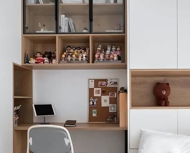 64㎡混搭两居：黑白灰主调 + 轻装重饰，装出有内涵的治愈小窝 - 家居知识