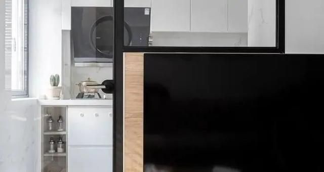 64㎡混搭两居：黑白灰主调 + 轻装重饰，装出有内涵的治愈小窝 - 家居知识